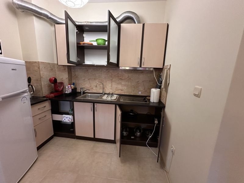 För uthyrning  1 sovrum Varna , k.k. Sv.Sv. Konstantin i Elena , 65 kvm | 39254303 - bild [10]