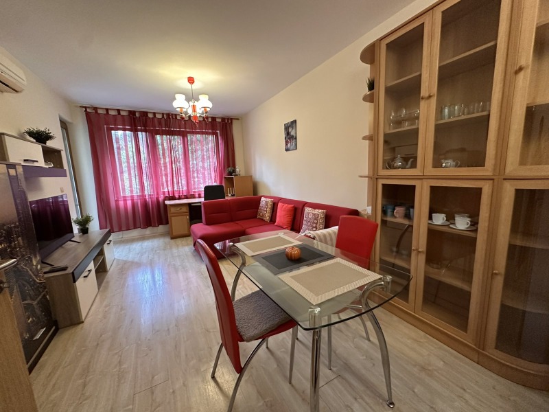 För uthyrning  1 sovrum Varna , k.k. Sv.Sv. Konstantin i Elena , 65 kvm | 39254303 - bild [8]