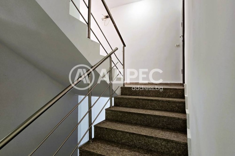 K pronájmu  2 ložnice Sofia , Zona B-18 , 86 m2 | 76051984 - obraz [9]