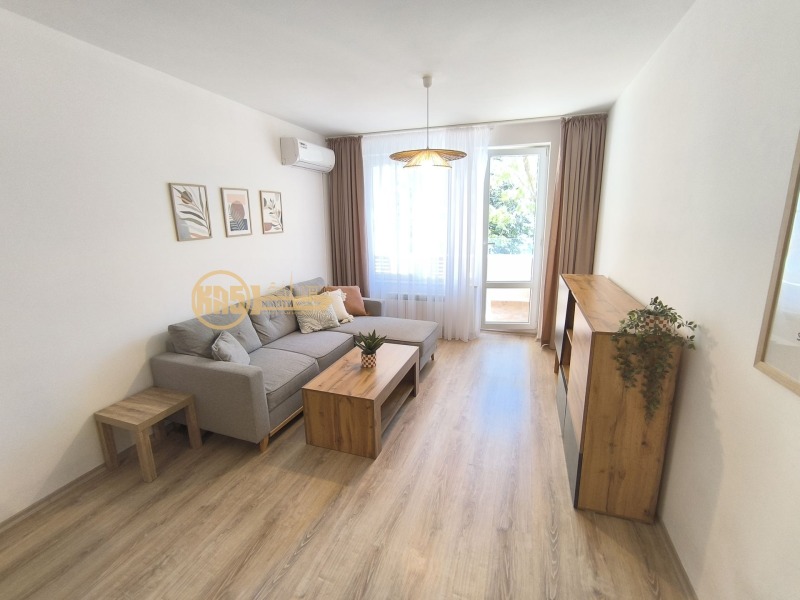 Kiadó  1 hálószoba Sofia , Centar , 65 négyzetméter | 53085274