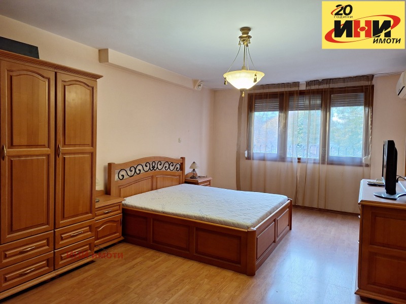 Vuokrattavana  1 makuuhuone Ruse , Širok tsentar , 76 neliömetriä | 89111438 - kuva [7]