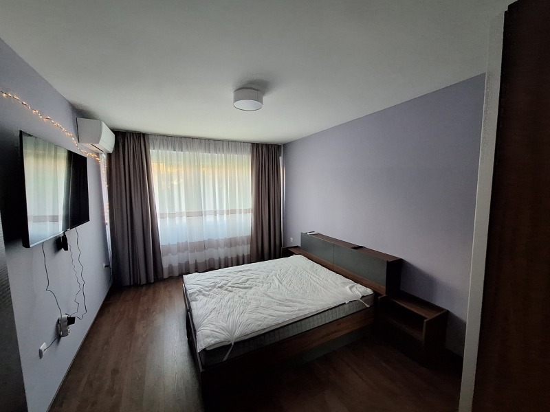 Дава под нем  2-стаен, град София, Сердика •  640 EUR • ID 98200243 — holmes.bg - [1] 