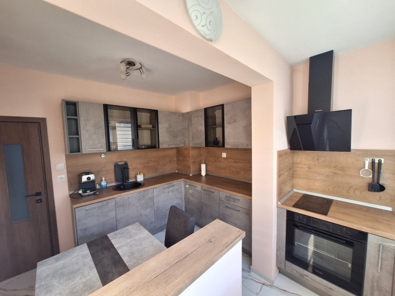 Zu vermieten  1 Schlafzimmer Sofia , Serdika , 77 qm | 41368241 - Bild [3]