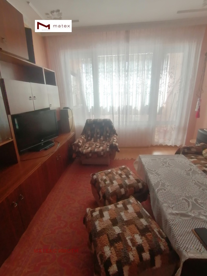 För uthyrning  2 sovrum Varna , Vladislav Varnentjik 1 , 74 kvm | 77295013 - bild [2]