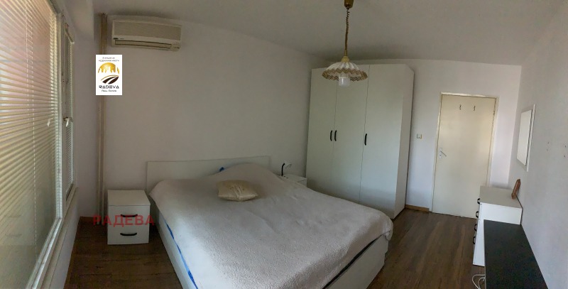 Te huur  2 slaapkamers Ruse , Midija Enos , 77 m² | 25319559