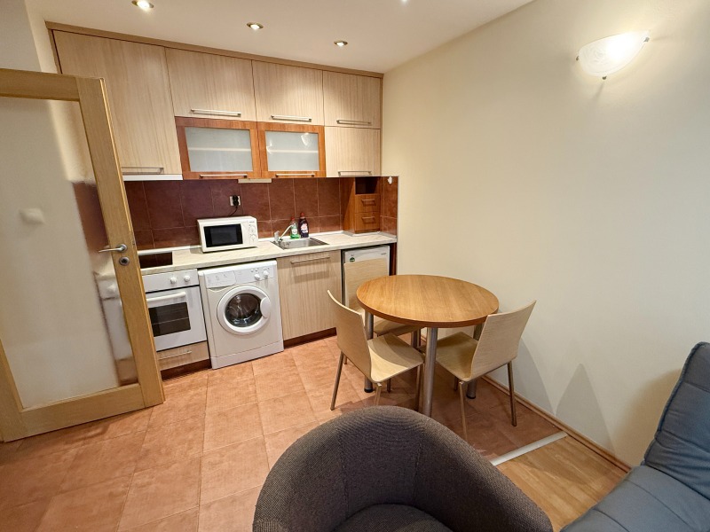 Para alugar  1 quarto Plovdiv , Mladejki Halm , 50 m² | 69587779