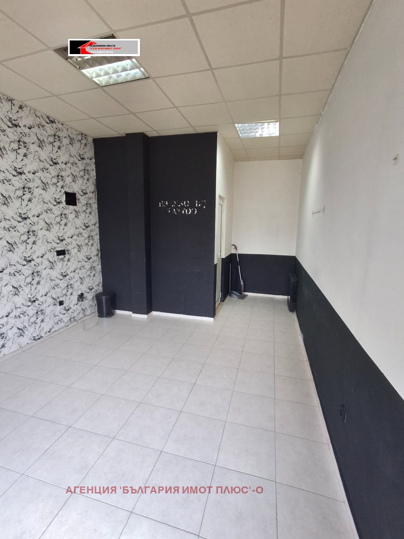 Дава под наем МАГАЗИН, гр. София, Младост 1А, снимка 5 - Магазини - 53347030