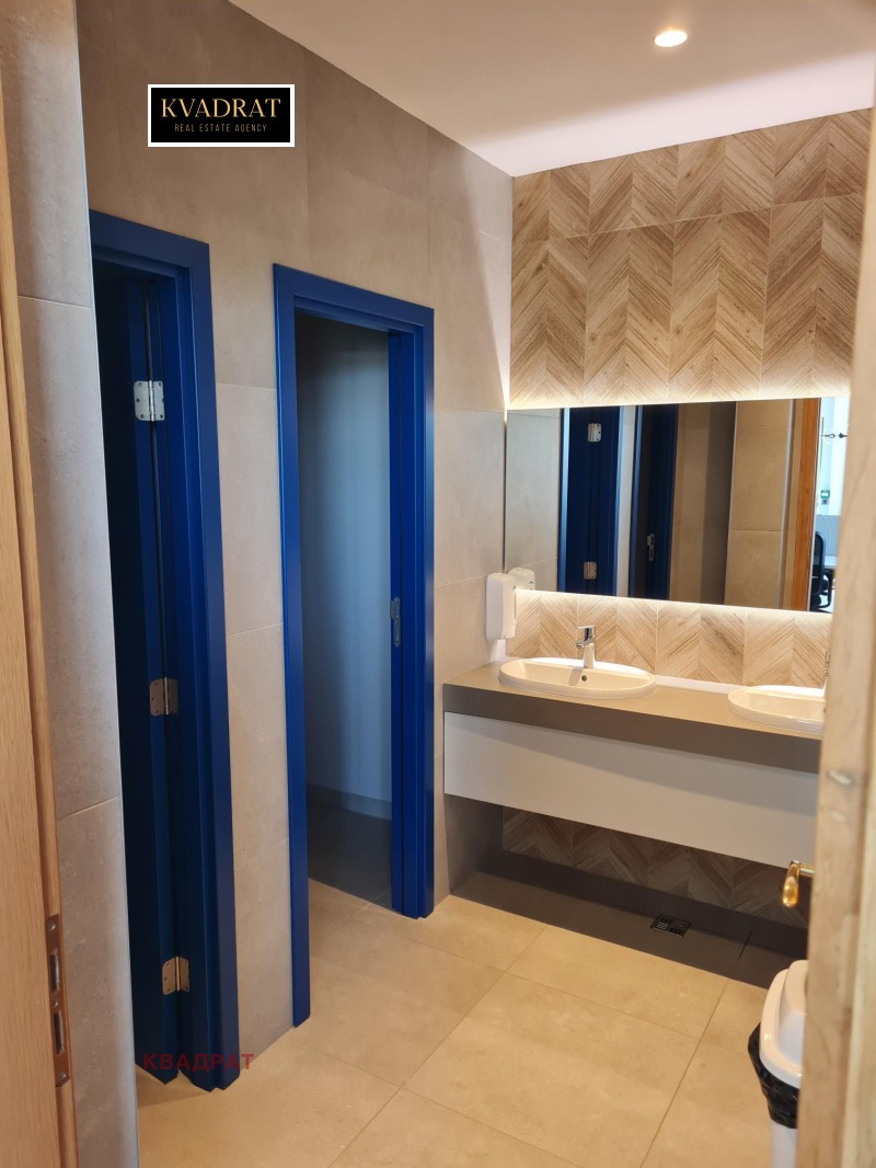 Издаје се  Канцеларија Софија , Полигона , 301 м2 | 61550822 - слика [14]