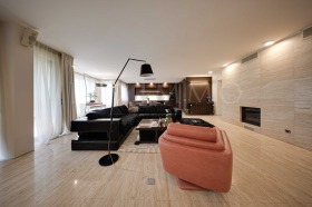 3-стаен град София, Лозенец 8