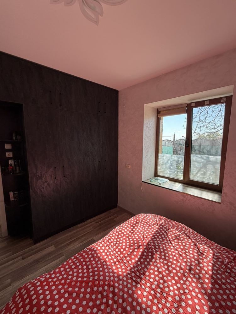 Дава под наем КЪЩА, с. Белащица, област Пловдив, снимка 9 - Къщи - 54197731