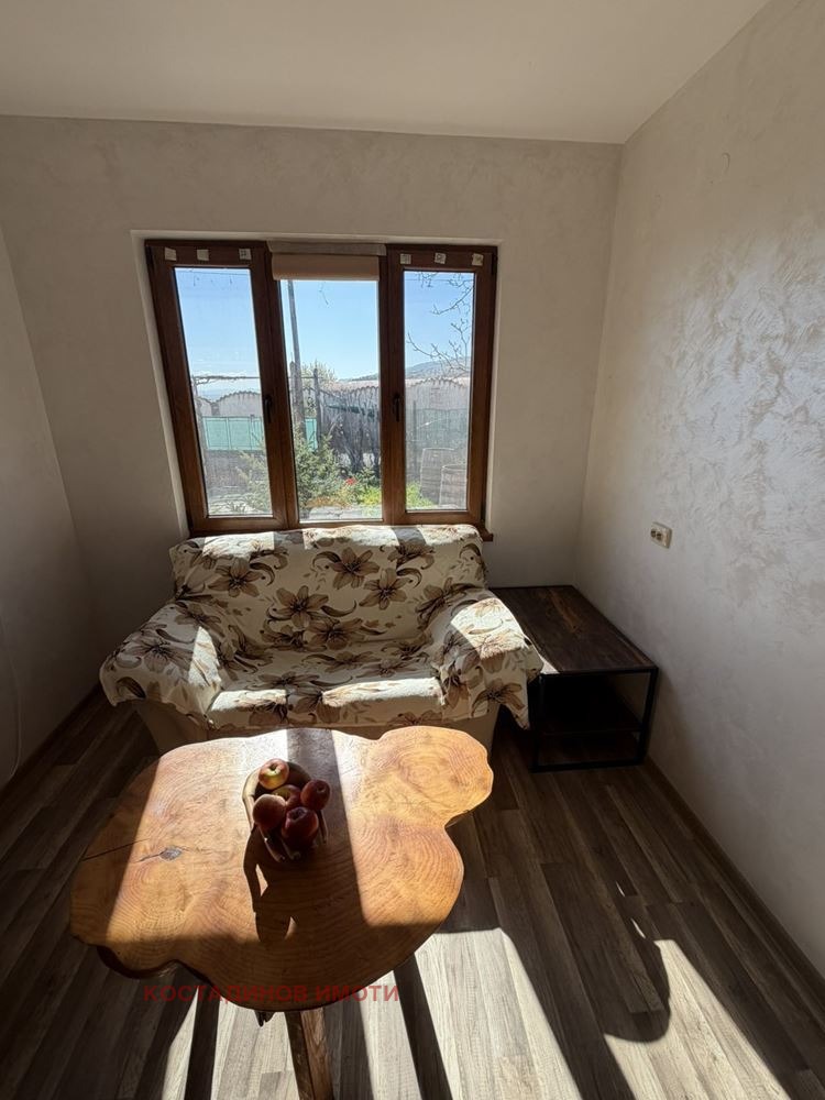 Дава под наем КЪЩА, с. Белащица, област Пловдив, снимка 7 - Къщи - 54197731