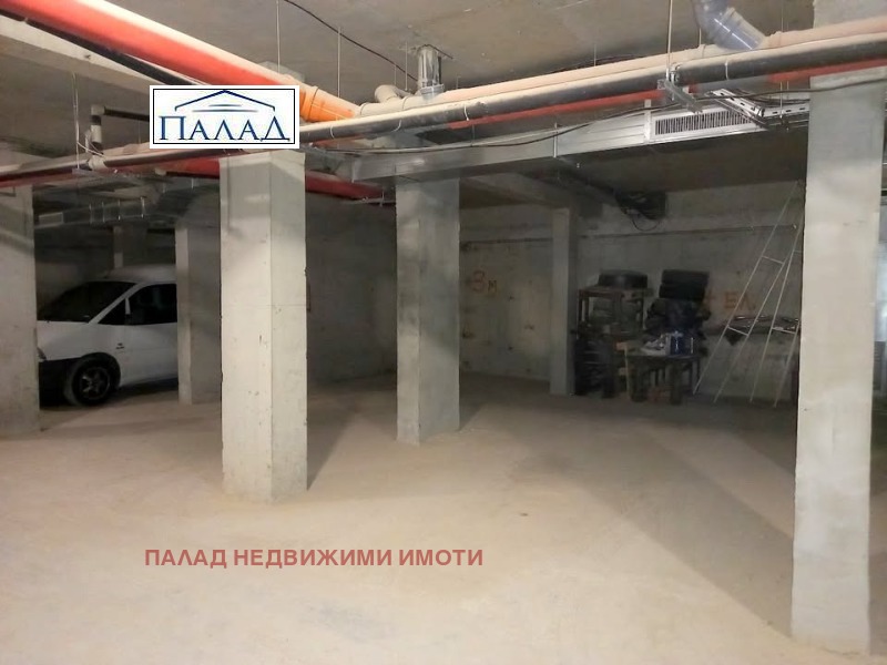 Дава под наем  Паркомясто град Варна , Левски 1 , 21 кв.м | 59402573