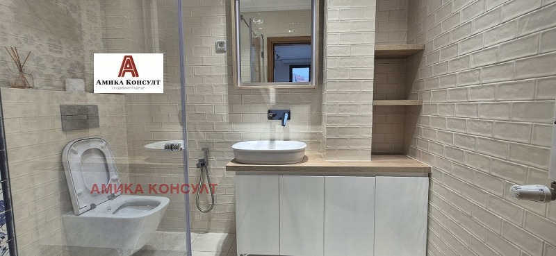 Дава под наем 4-СТАЕН, гр. София, Лозенец, снимка 14 - Апартаменти - 53517559