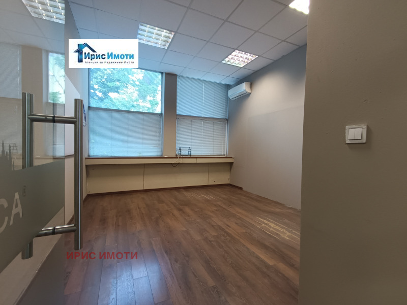 Da affittare  Ufficio Sofia , Geo Milev , 310 mq | 55211841 - Immagine [4]