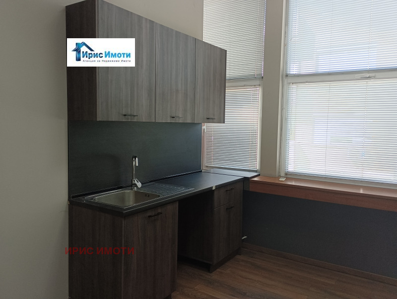 Da affittare  Ufficio Sofia , Geo Milev , 310 mq | 55211841 - Immagine [9]