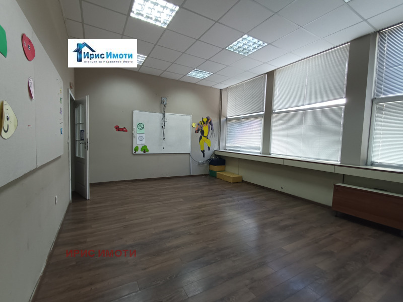 Da affittare  Ufficio Sofia , Geo Milev , 310 mq | 55211841 - Immagine [6]