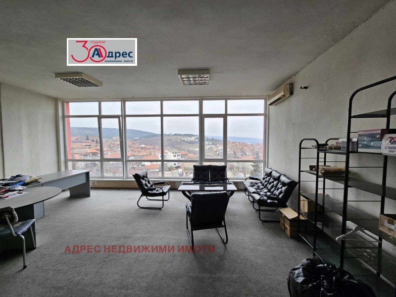 Дава под Наем ОФИС в град Стара Загора, Лозенец - 700 кв.м / 650 € » 1 271.29 лв., АДРЕС НЕДВИЖИМИ ИМОТИ