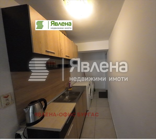 De inchiriat  1 dormitor Burgas , Vâzrajdane , 55 mp | 55154319 - imagine [4]