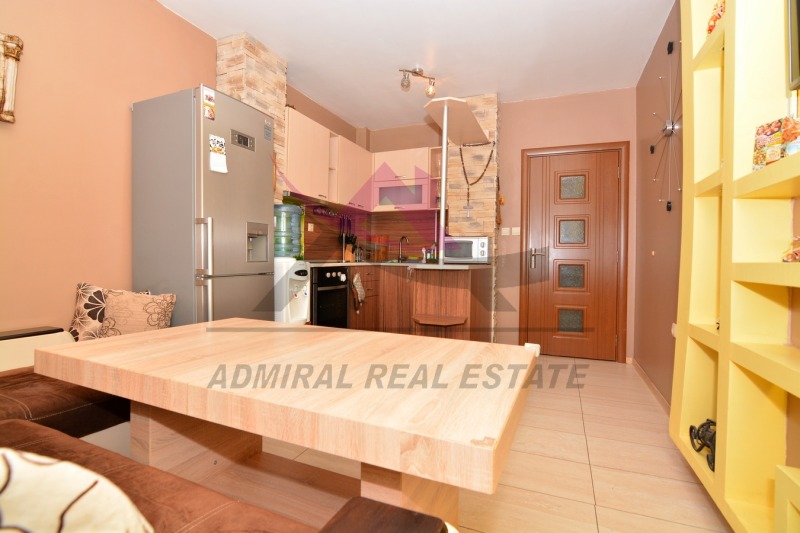 Дава под наем 2-СТАЕН, гр. Варна, Левски 1