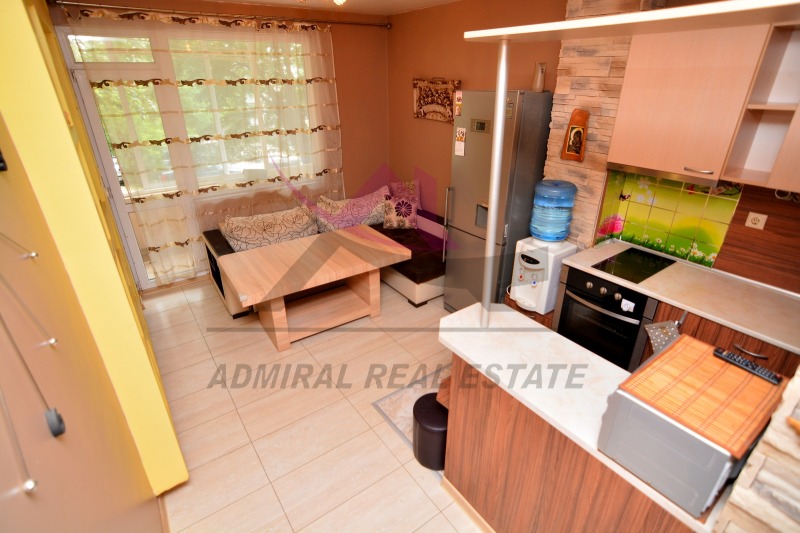 Дава под наем 2-СТАЕН, гр. Варна, Левски 1, снимка 2 - Апартаменти - 52440184