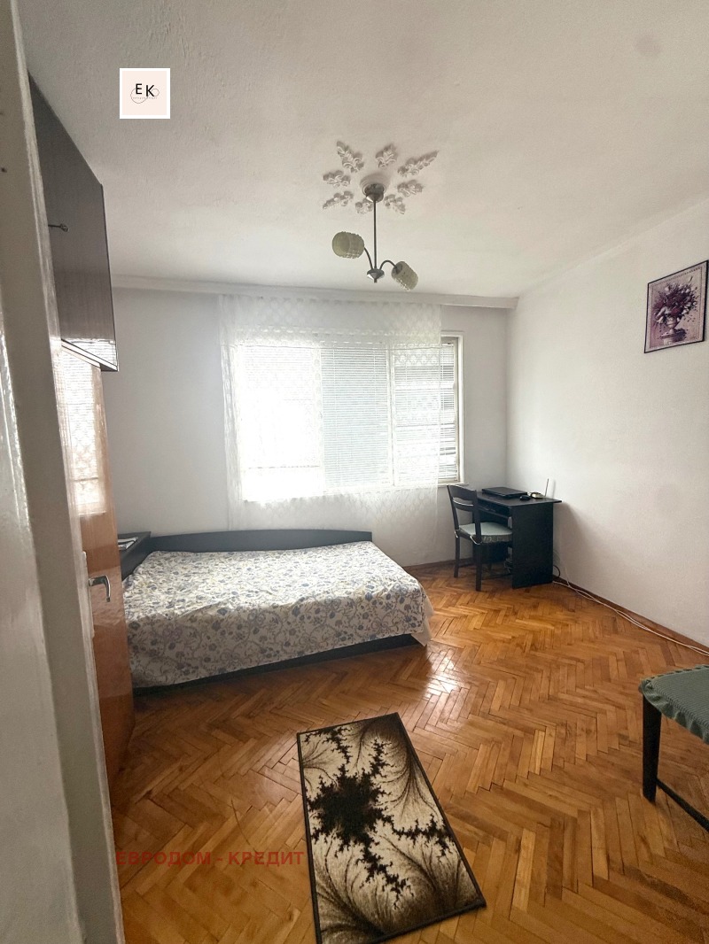 Под наем 2-СТАЕН, град Стара Загора, Център • 450 лв. / 230.08 € • 59239423 1