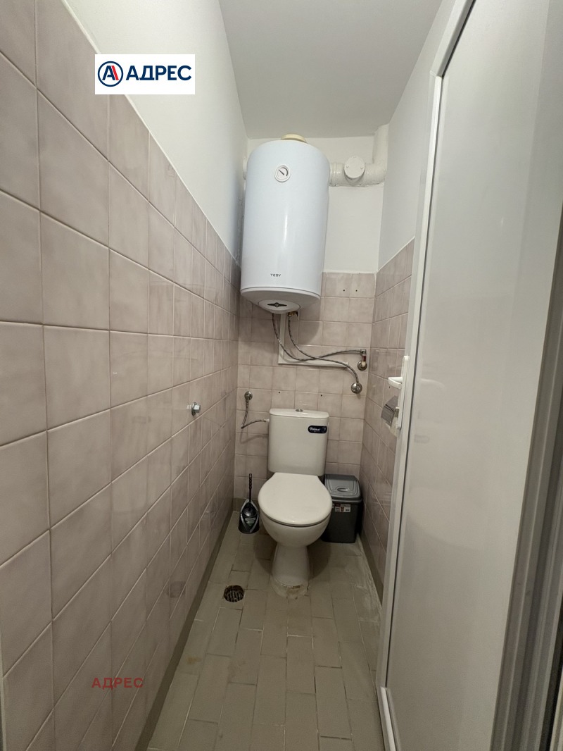 Дава под наем 2-СТАЕН, гр. Варна, Колхозен пазар, снимка 7 - Апартаменти - 52853614