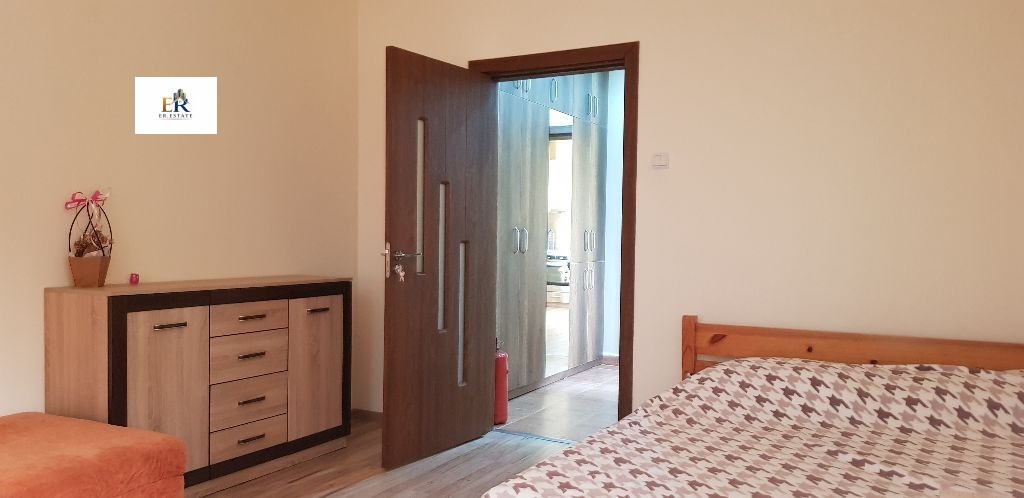 Дава под наем 1-СТАЕН, гр. Плевен, Широк център, снимка 4 - Апартаменти - 53860022