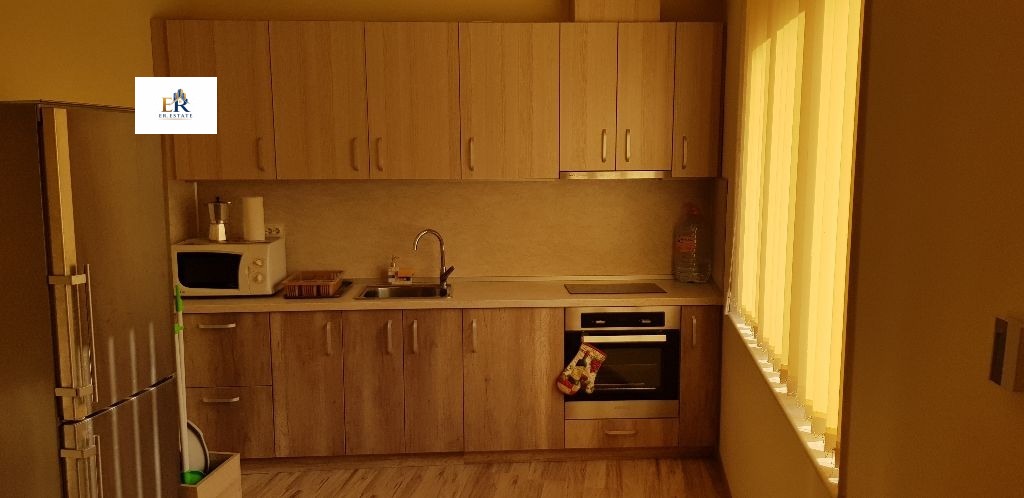 Дава под наем 1-СТАЕН, гр. Плевен, Широк център