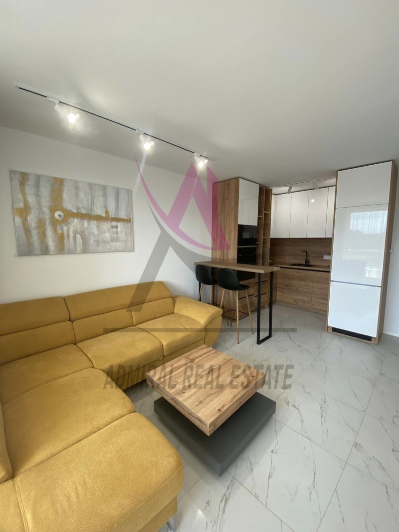 De inchiriat  1 dormitor Varna , Colhozen pazar , 60 mp | 28647595 - imagine [2]