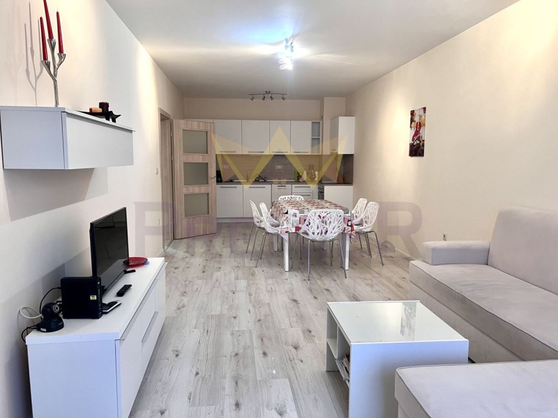 En renta  2 dormitorios Varna , Asparujovo , 115 metros cuadrados | 58562630