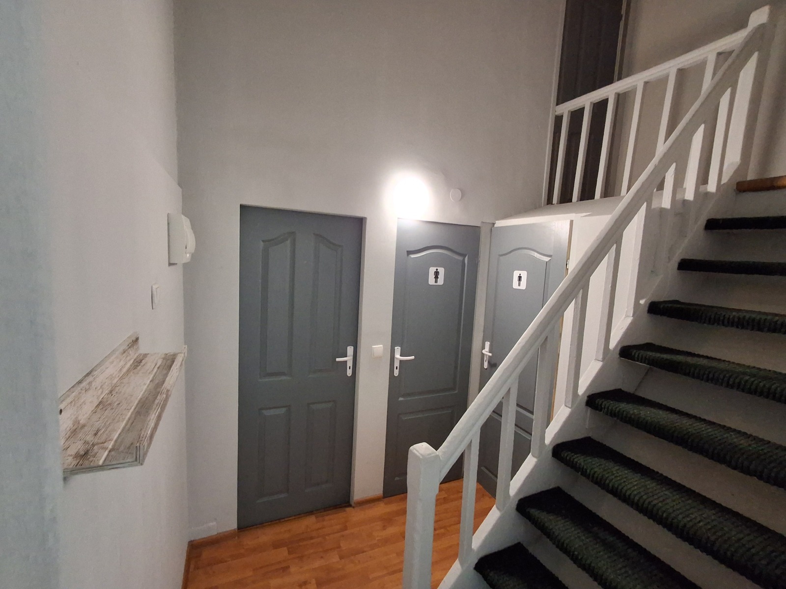 Дава под наем МАГАЗИН, гр. София, Център, снимка 6 - Магазини - 53834908