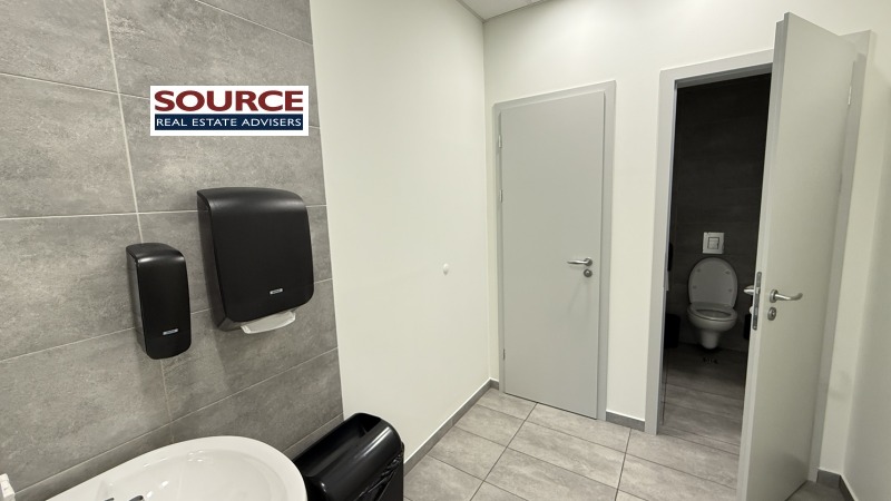 Te huur  Kantoor Sofia , Chladilnika , 530 m² | 22115609 - afbeelding [12]