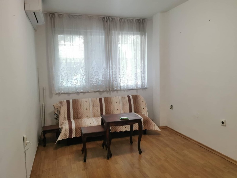 Дава под наем  2-стаен град Пловдив , Кършияка , 55 кв.м | 57144923 - изображение [4]