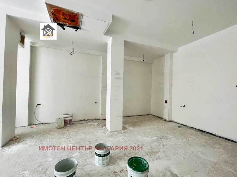 Дава под нем  Офис, град София, Дианабад •  350 EUR • ID 86054162 — holmes.bg - [1] 