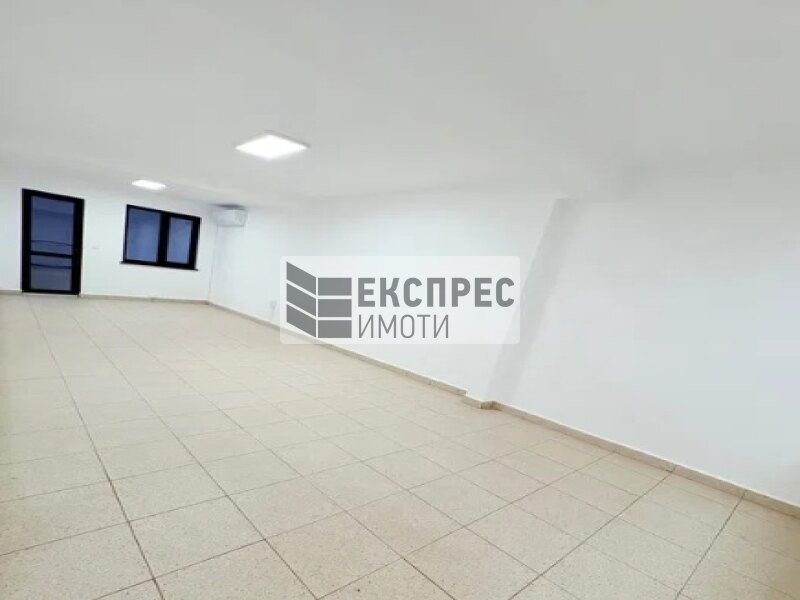 Дава под наем ОФИС, гр. Варна, Център, снимка 2 - Офиси - 53827904