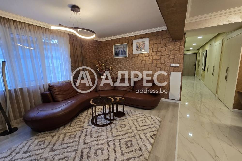 Дава под наем 2-СТАЕН, гр. София, Център, снимка 2 - Апартаменти - 55011935