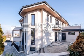 House Dragalevtsi, Sofia 1