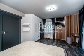House Dragalevtsi, Sofia 16