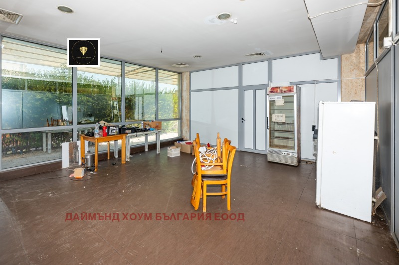 Дава под наем ЗАВЕДЕНИЕ, с. Труд, област Пловдив, снимка 3 - Заведения - 46905903