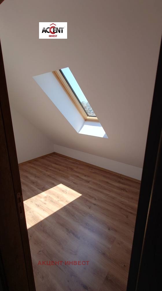 Te huur  Kantoor Varna , Pobeda , 92 m² | 33561393 - afbeelding [2]