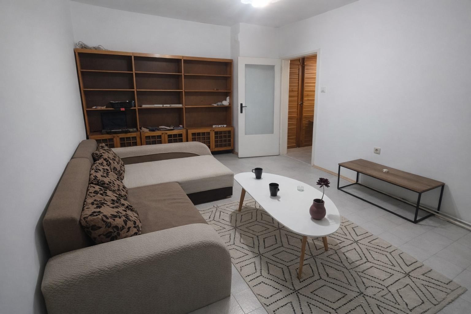 Дава под наем 2-СТАЕН, гр. София, Банишора, снимка 3 - Апартаменти - 54350421