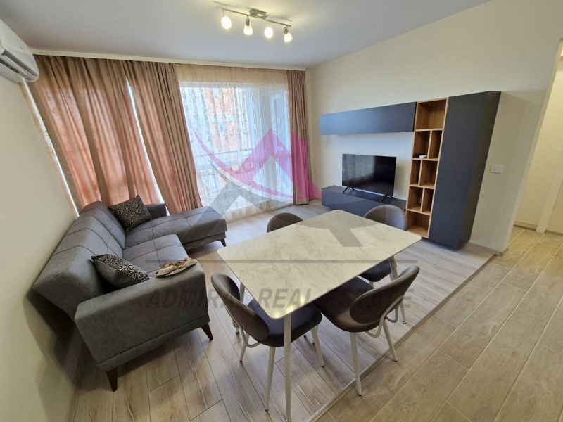 Издаје се  1 спаваћа соба Варна , Вазраждане 3 , 50 м2 | 32556018 - слика [2]