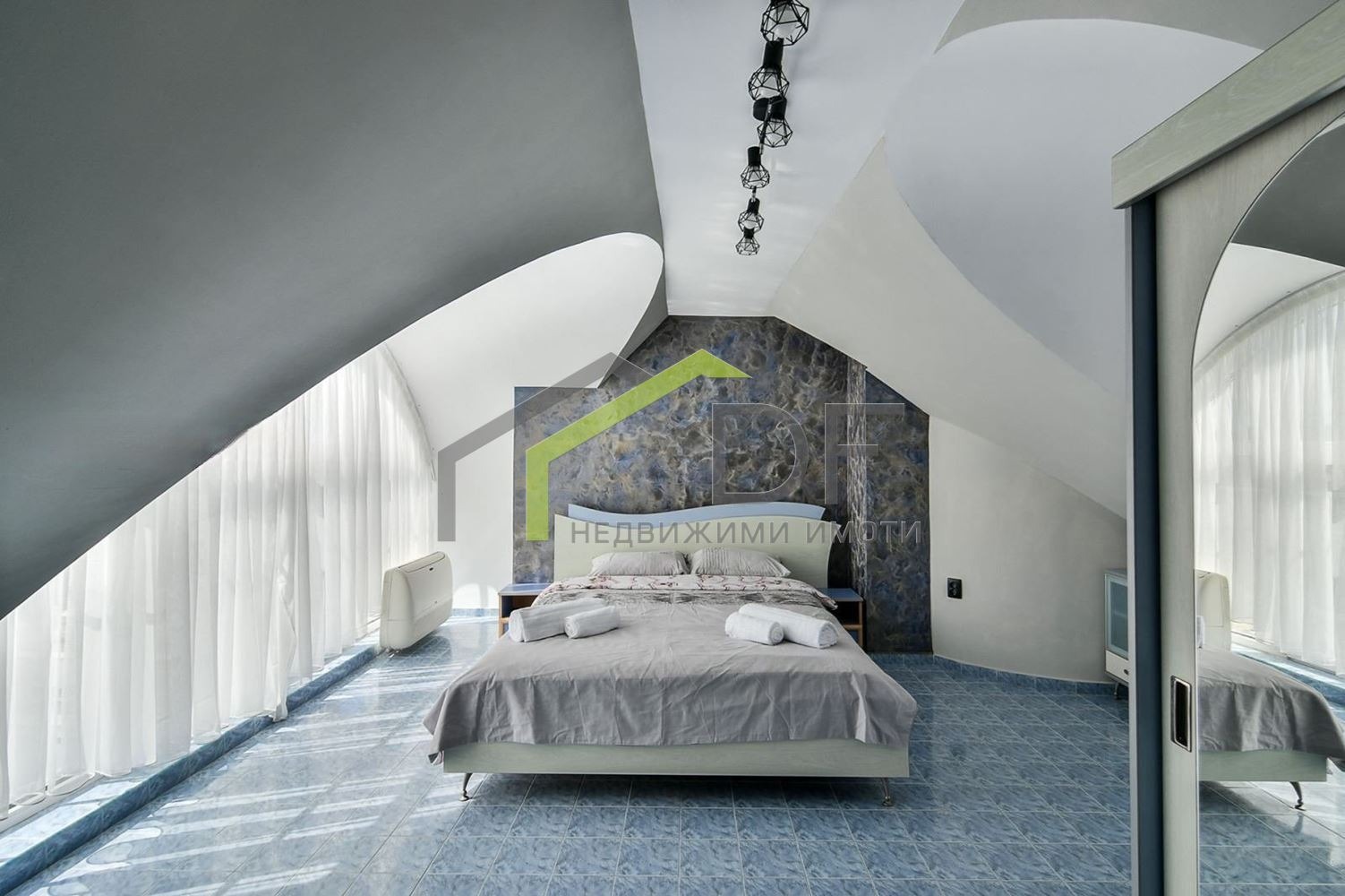 Дава под наем МНОГОСТАЕН, гр. Варна, ВИНС-Червен площад, снимка 5 - Апартаменти - 54191127