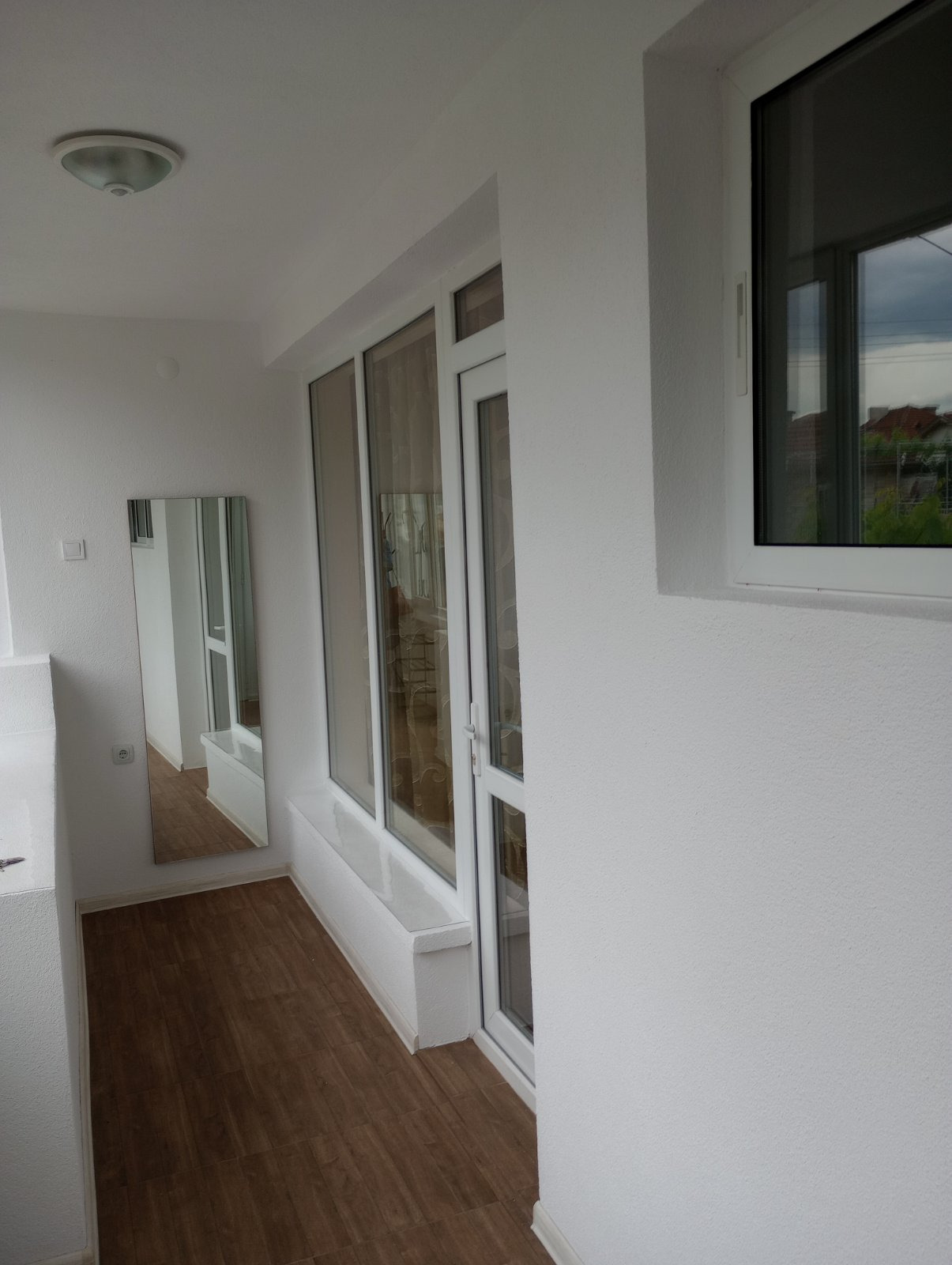 Дава под наем ЕТАЖ ОТ КЪЩА, гр. Панагюрище, област Пазарджик, снимка 11 - Етаж от къща - 54153106