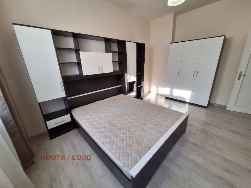 Da affittare  1 camera da letto Sofia , Tsentar , 75 mq | 89653320