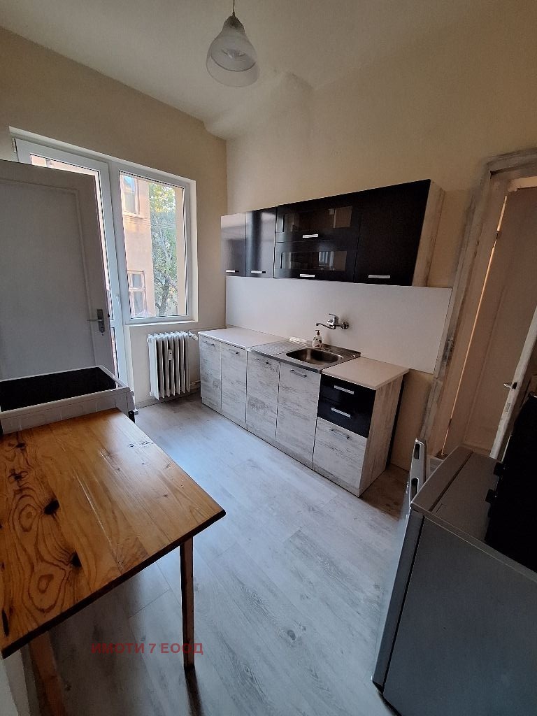 Da affittare  1 camera da letto Sofia , Tsentar , 75 mq | 89653320 - Immagine [13]