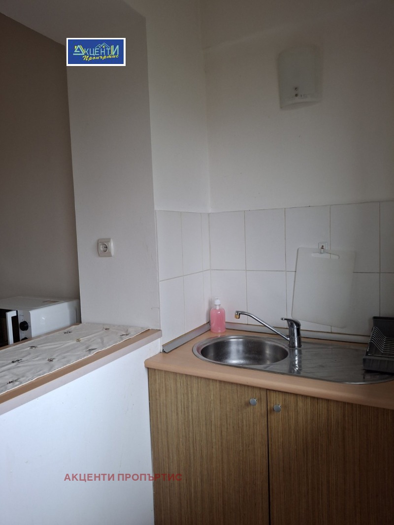 Дава под наем 2-СТАЕН, гр. Велико Търново, Център, снимка 3 - Апартаменти - 52718526