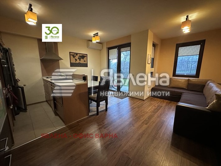 För uthyrning  2 sovrum region Varna , Priselci , 100 kvm | 94391193