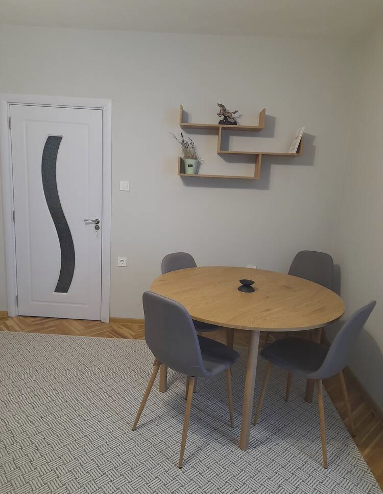 Дава под наем 3-СТАЕН, гр. Пловдив, Каменица 2