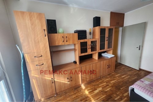 ���� ��� ���� 3-����� | Imot.bg � ����������� 4